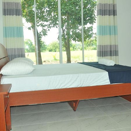 Risenlak Holiday Resort Polonnaruwa Exterior photo